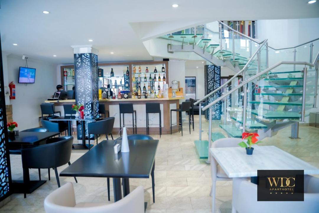 Wdc Aparthotel - Buea Buitenkant foto