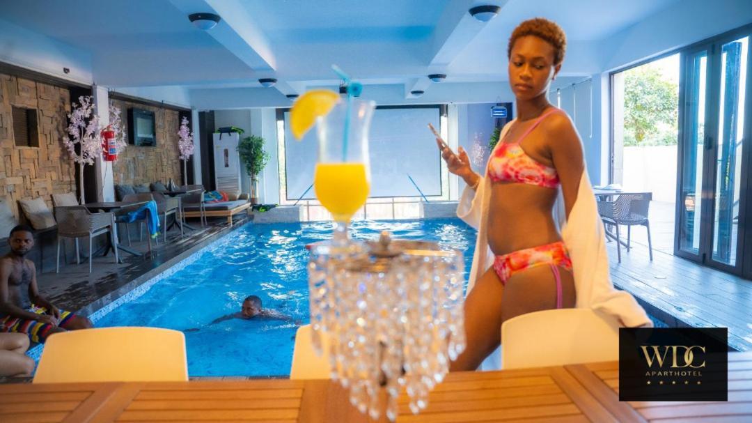 Wdc Aparthotel - Buea Buitenkant foto