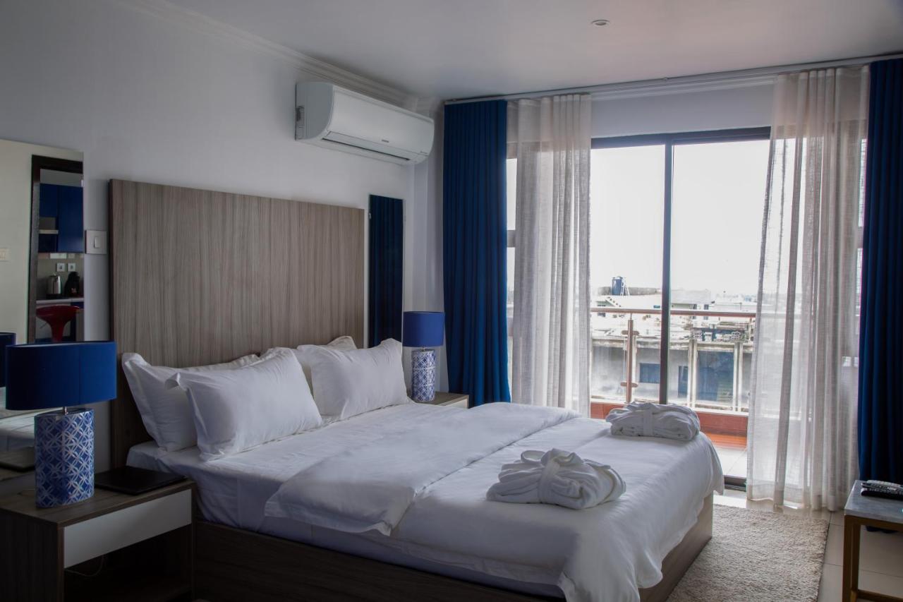 Wdc Aparthotel - Buea Buitenkant foto