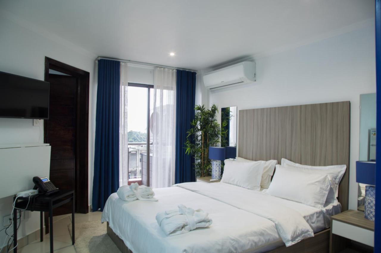 Wdc Aparthotel - Buea Buitenkant foto
