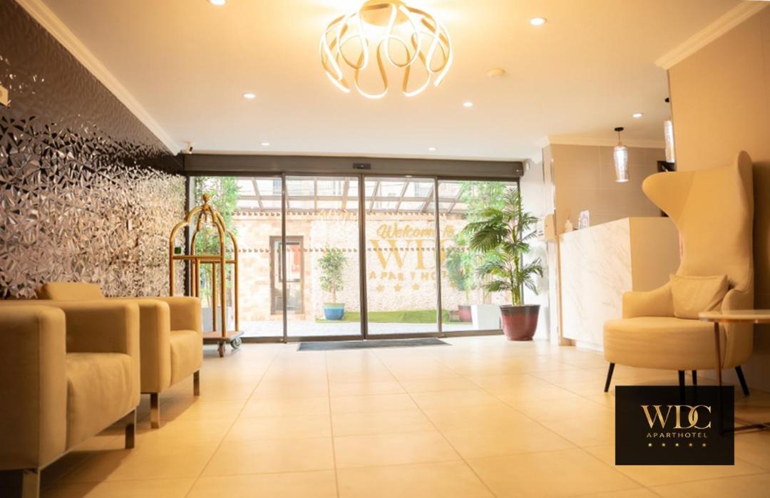 Wdc Aparthotel - Buea Buitenkant foto