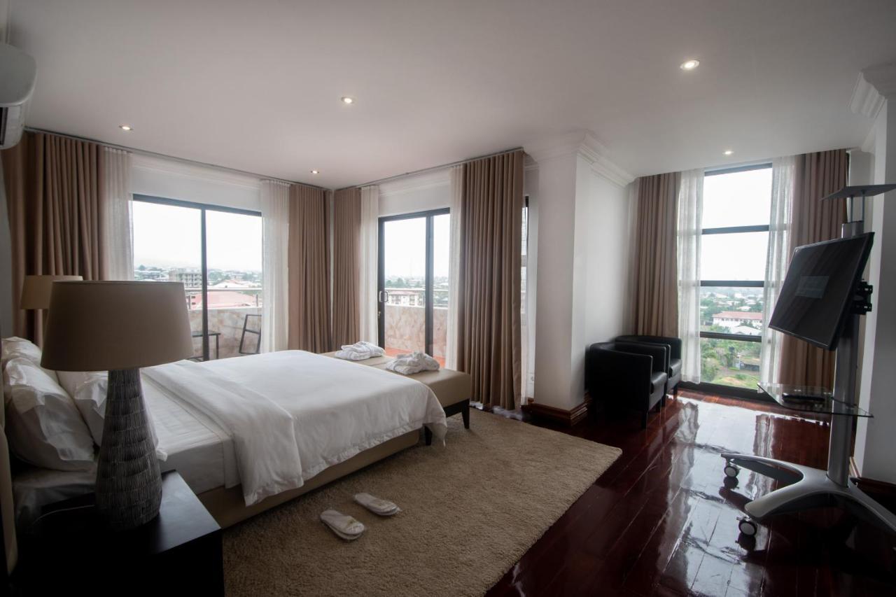 Wdc Aparthotel - Buea Buitenkant foto