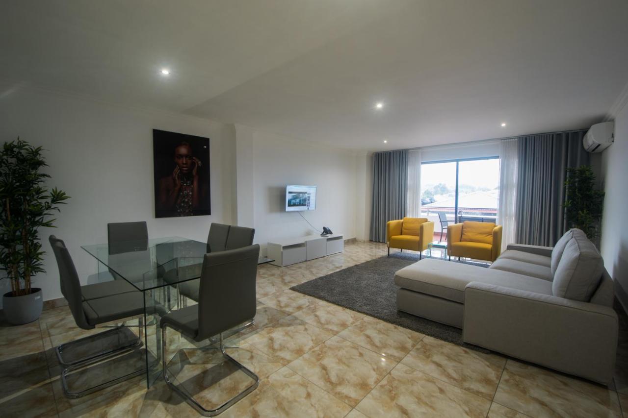 Wdc Aparthotel - Buea Buitenkant foto