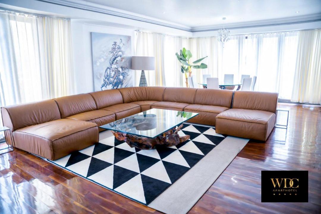 Wdc Aparthotel - Buea Buitenkant foto