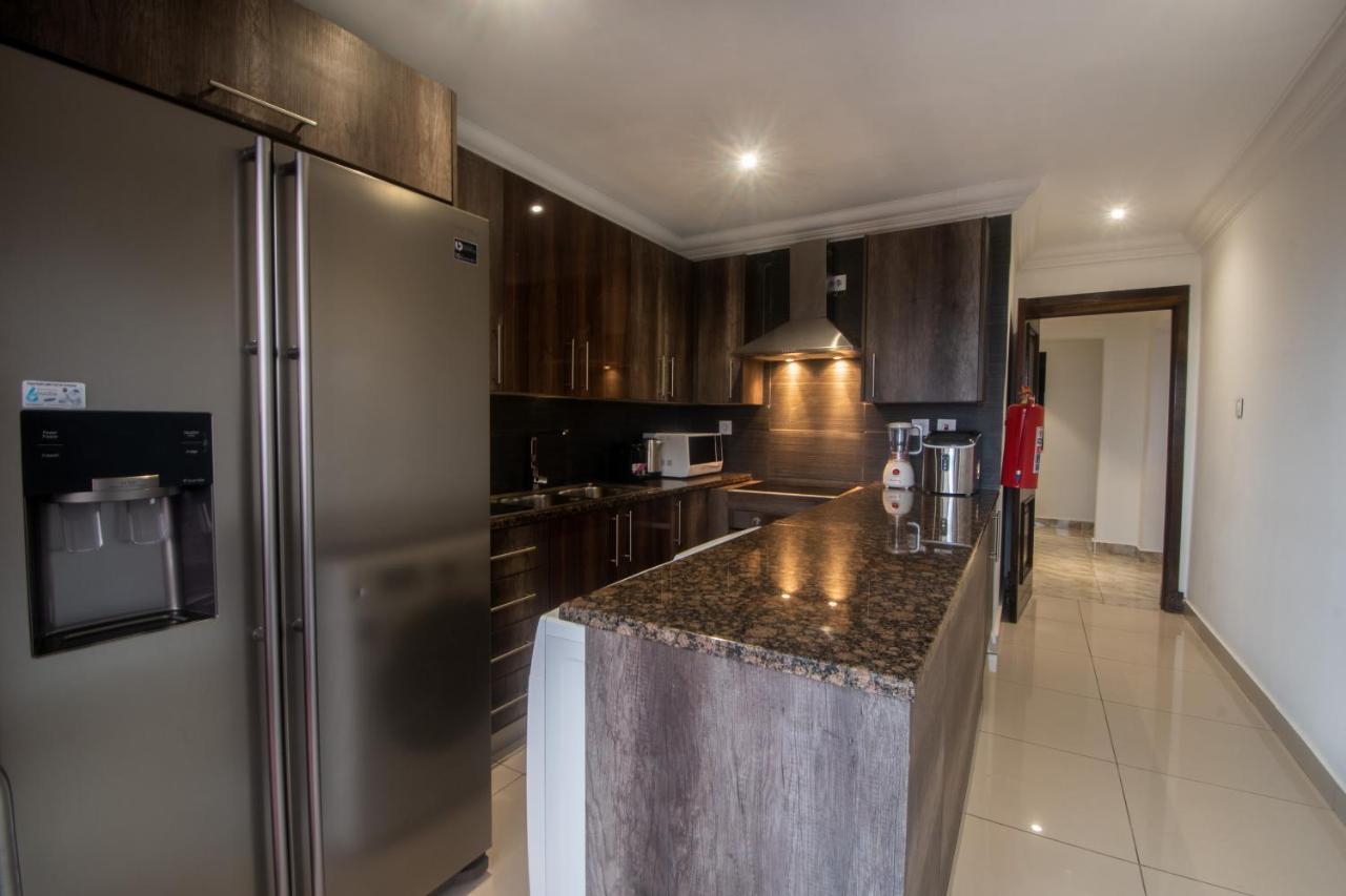 Wdc Aparthotel - Buea Buitenkant foto
