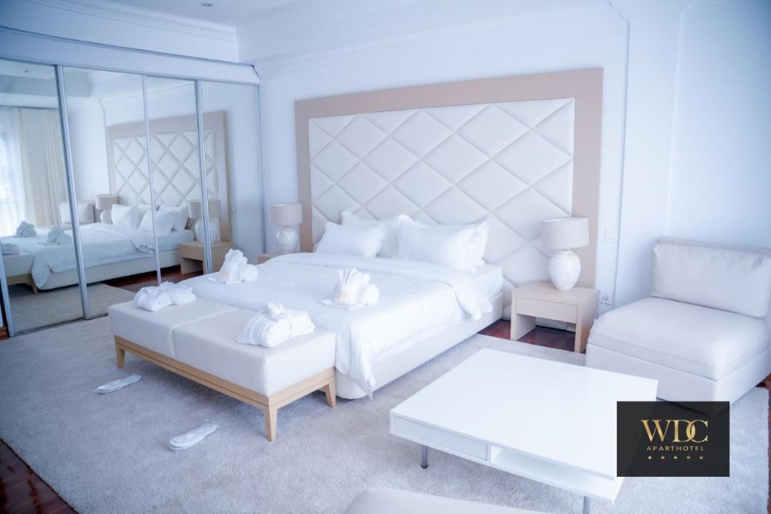 Wdc Aparthotel - Buea Buitenkant foto